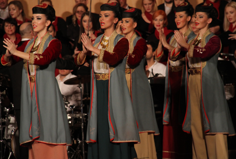 Црмнички оро